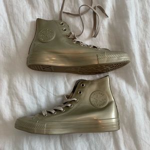 NWOT metallic gold, waterproof Converse